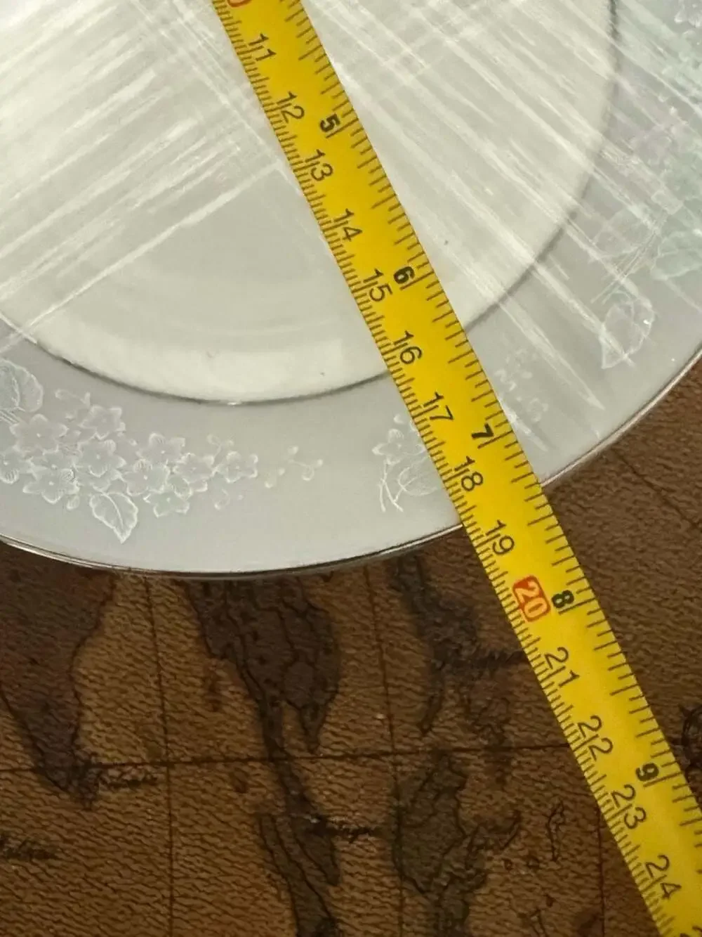 Set of 4 Noritake Damask 5698 Japan Silver Floral Salad Plates